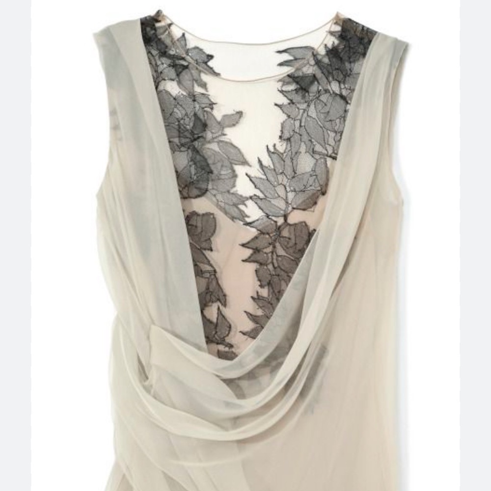 Alberta Ferretti Black and cream two tone Lace top cowl neck